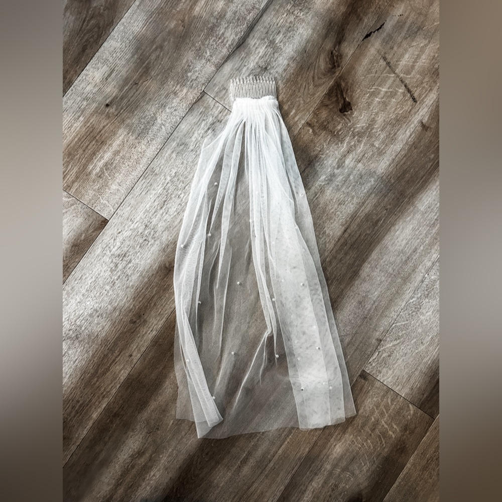 Bridal Veil with Pearls